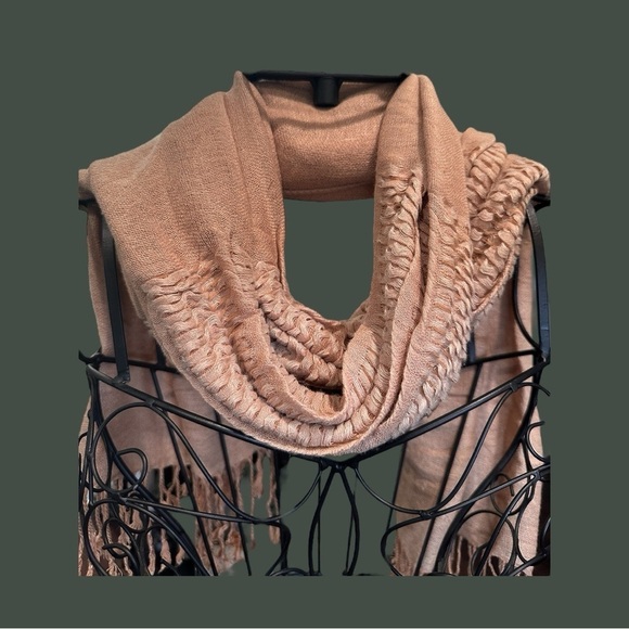 2 WOMENS SCARF WRAPS IN TURQUOISE & TAN. - Picture 6 of 9